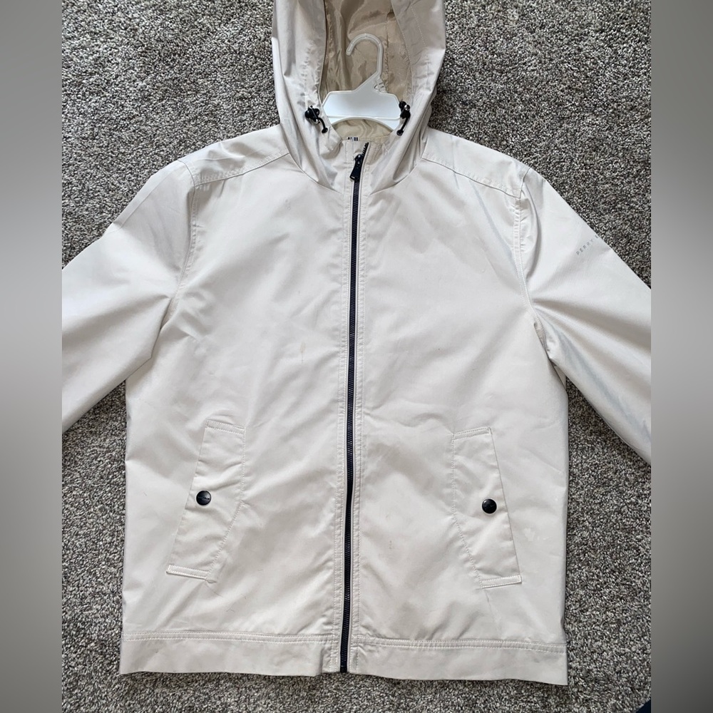 Perry Ellis Portfolio Beige Windbreaker, Small.